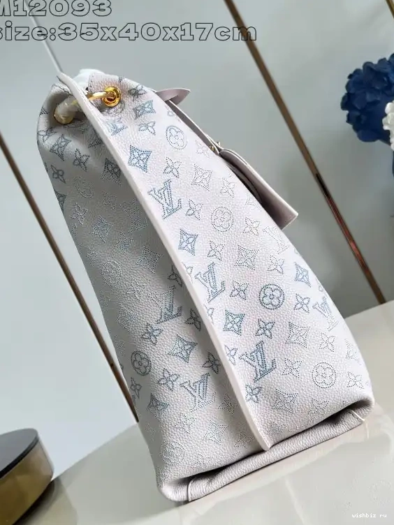 WIS VUITTON LOUIS CARMEL 0610